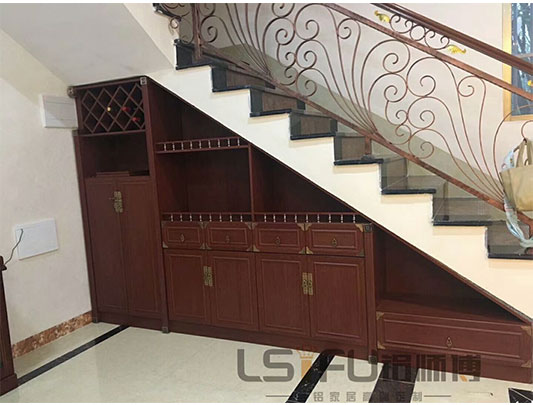 鋁師傅樓梯全鋁酒柜定制設(shè)計(jì)裝修效果圖