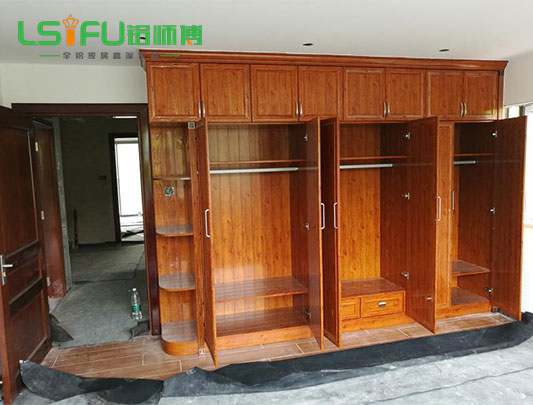 全鋁衣柜柜體內(nèi)外如一展示效果圖 全鋁衣柜柜體內(nèi)外如一展示效果圖