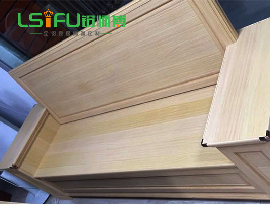 鋁師傅全鋁家具長沙發(fā)圖片