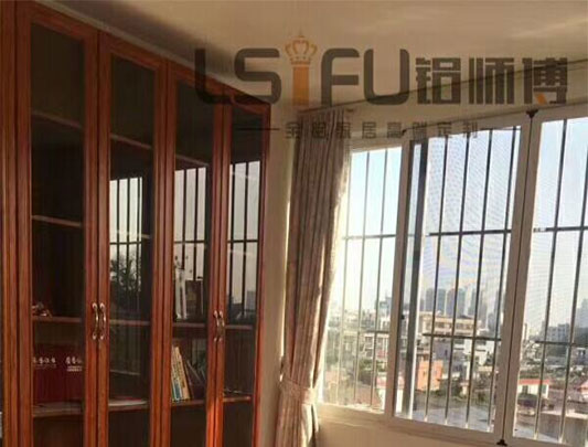 鋁師傅全鋁家具辦公室文件資料書(shū)桌臺(tái)柜圖片